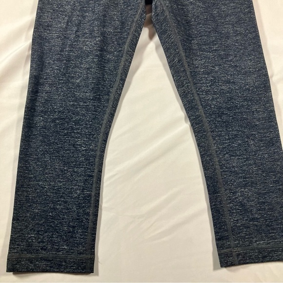Lululemon Wunder Under Crop Herringbone Black / Black Sz 4 - Picture 4 of 6